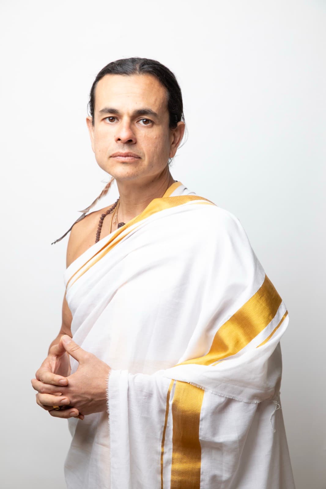 Retrato oficial — sério